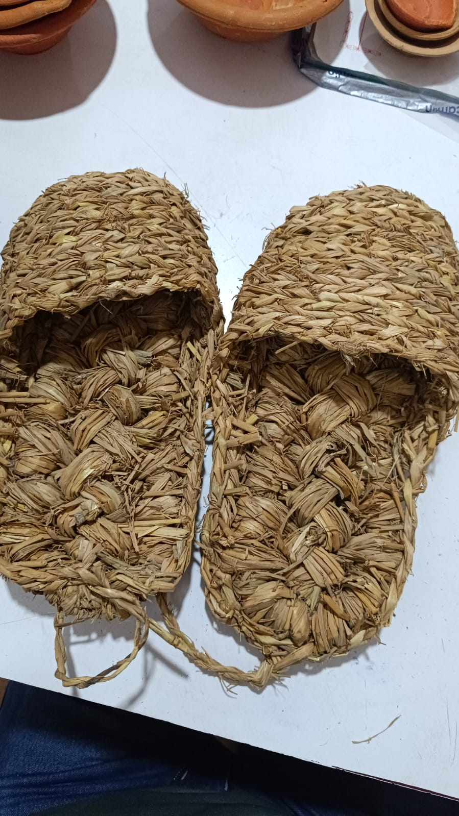 पराल चप्पल  paral chappal